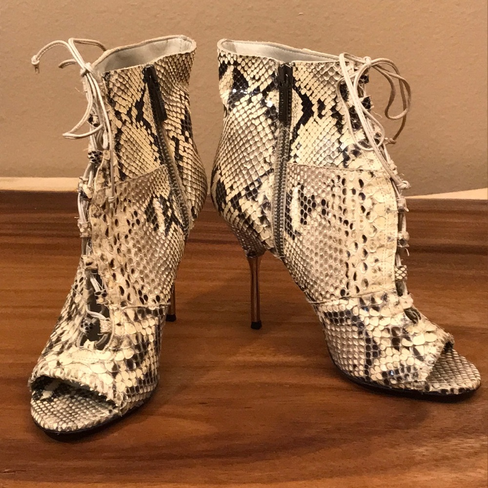 Open/Peep Bootie
